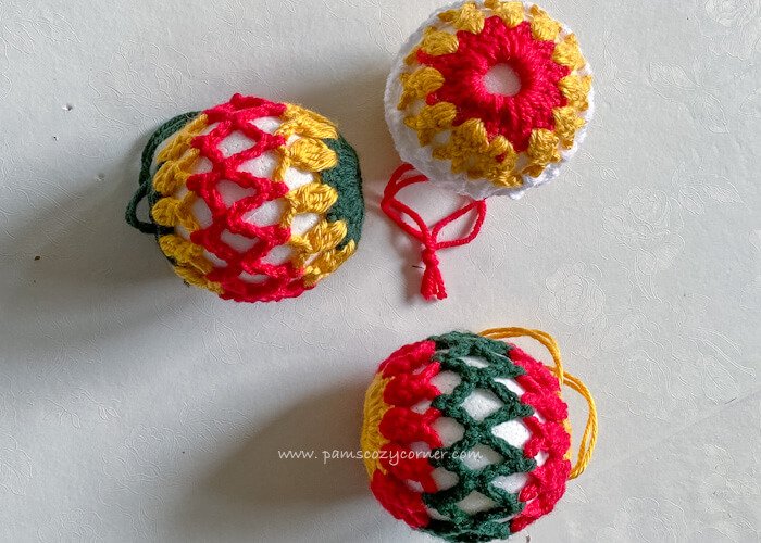 Christmas bauble1