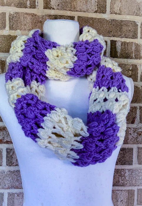 Crochetbobblestitchinfinityscarf