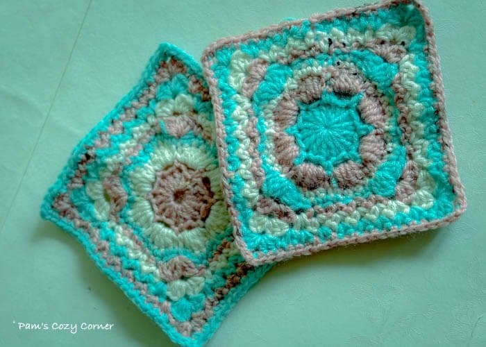 Crochetbalnket square pattern