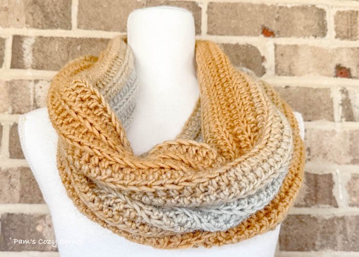 Chunky crochet scarf