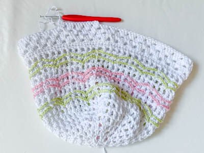 Crochet beach hat wip