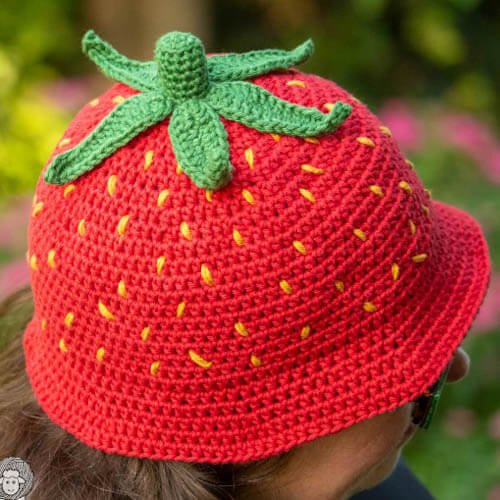 Free Strawberry Bucket HatCrochetPattern