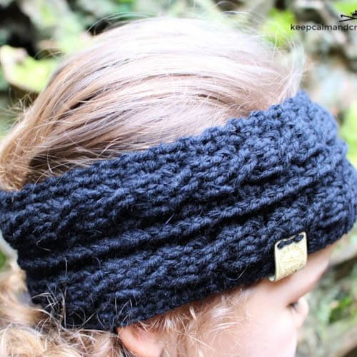 FreeCrochetPattern7CDyCC81namiCableEarwarmer