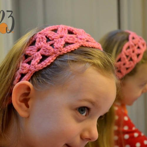 SimpleFlowerHeadbandCrochetPattern
