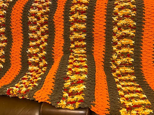 Striped-chunky-crochet-blanket.jpg