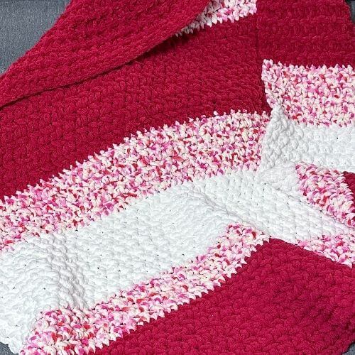 Rosy Chunky Crochet Blanket